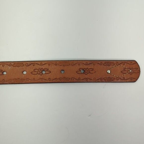 Dockers Embossed‎ Tooled Belt Stitched And Studded Belt #2228 Size Large - Picture 6 of 8